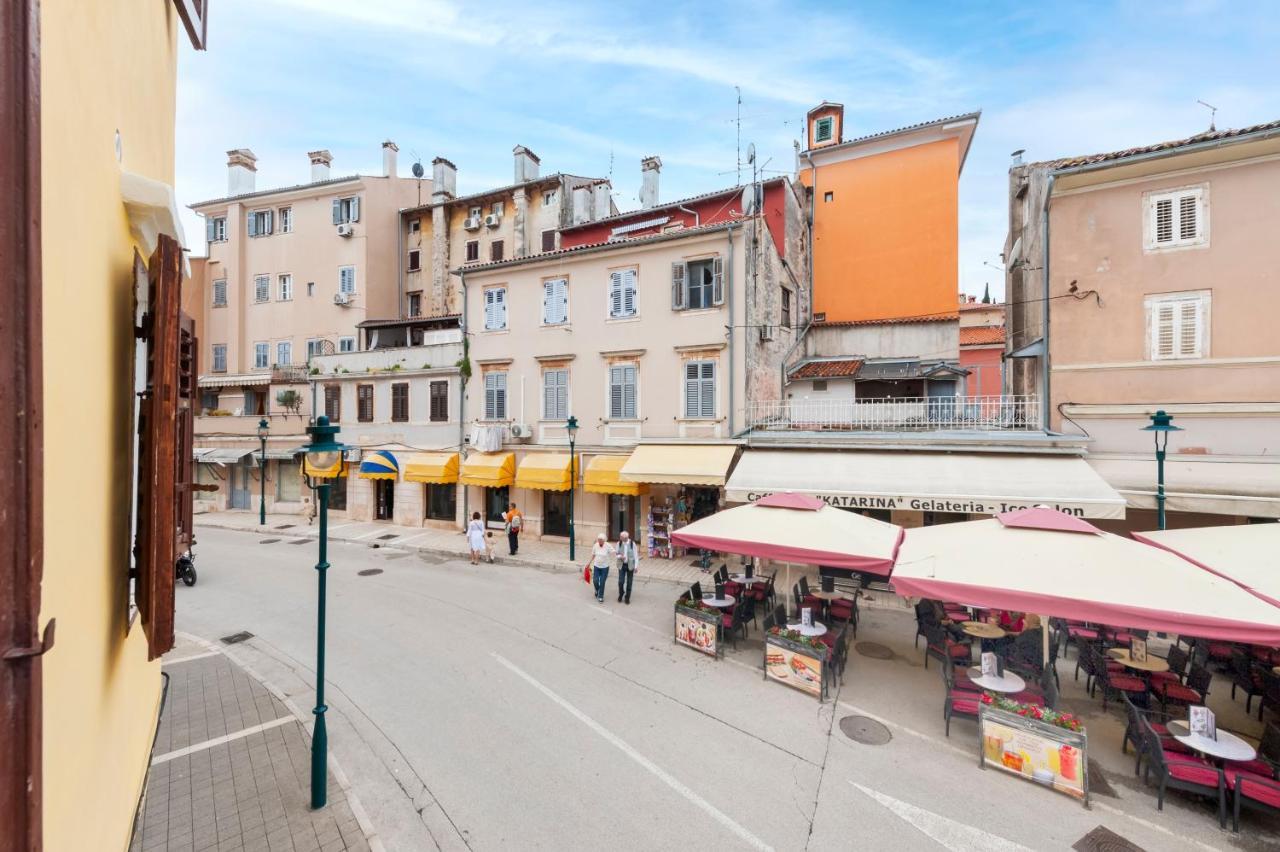 The Yellow House Apartments Rovinj Extérieur photo